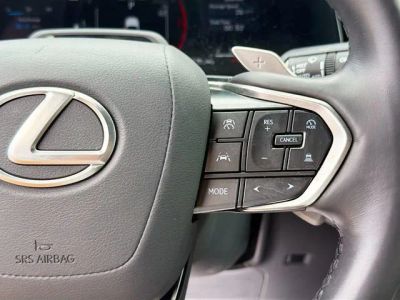 2025 Lexus TX — photo 41 view