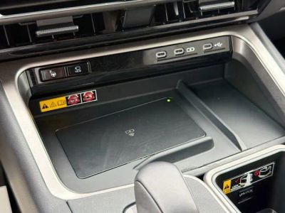 2025 Lexus TX — photo 33 view