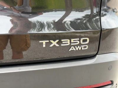 2025 Lexus TX — photo 11 view