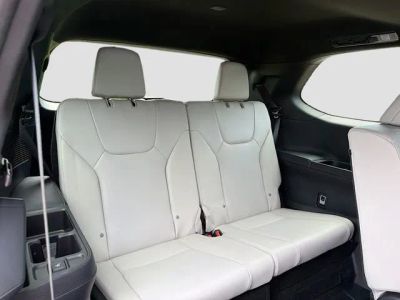 2025 Lexus TX — photo 22 view