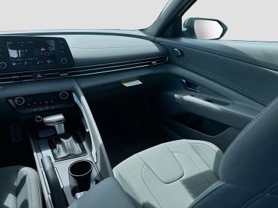 2026 Hyundai ELANTRA — photo 16 view