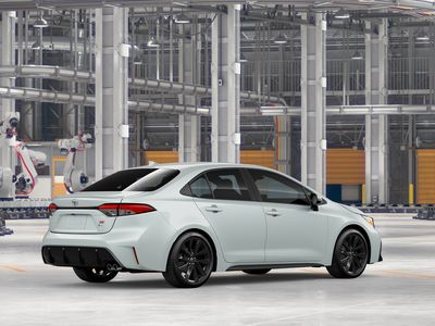 2026 Toyota Corolla Hybrid - Photo 12