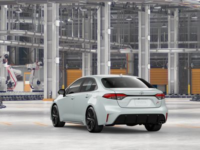 2026 Toyota Corolla Hybrid - Photo 9