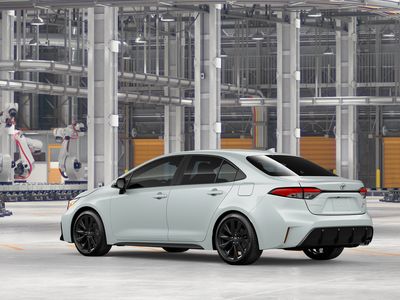 2026 Toyota Corolla Hybrid - Photo 8