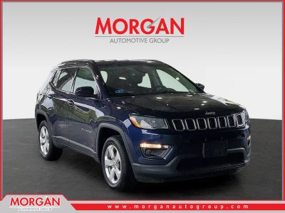 2021 Jeep Compass Latitude in Jazz Blue Pearlcoat — front three-quarter view
