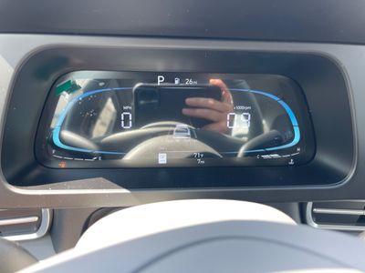 2025 Hyundai Elantra - Photo 20