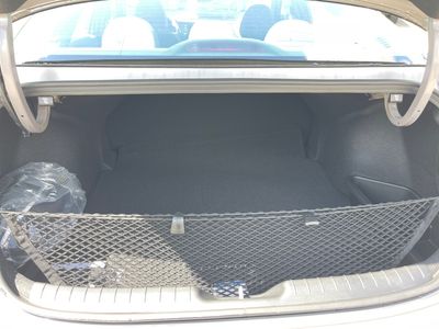 2025 Hyundai Elantra - Photo 33