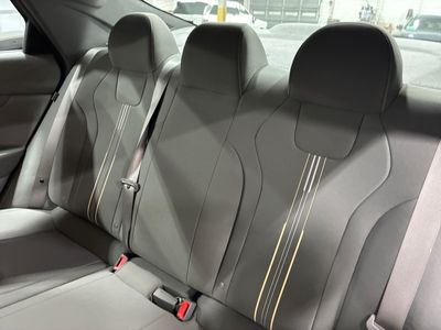 2025 Hyundai Elantra - Photo 35