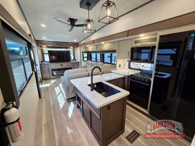 2026 Cougar 320RDS - Photo 34