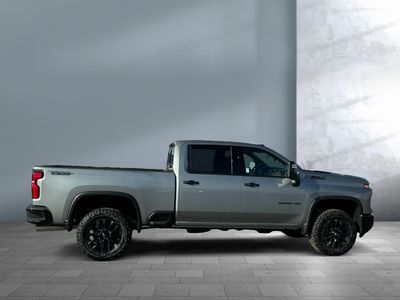 2026 Chevrolet Silverado 3500HD — photo 13 view