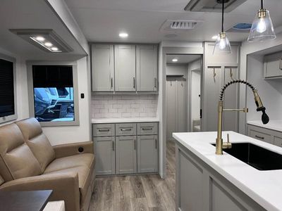 2026 Brinkley Model Z Air - Photo 8