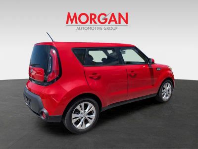 2015 Kia Soul — interior view