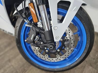 2026 Suzuki GSX-8R - Photo 10