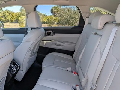 2026 Kia Sorento - Photo 16