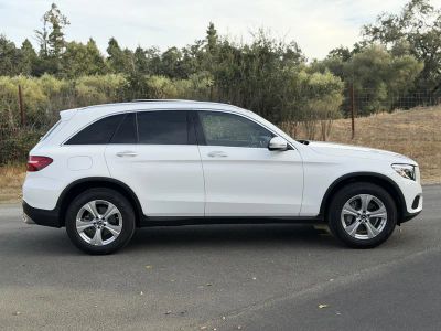 2017 Mercedes-Benz GLC-Class — detail view