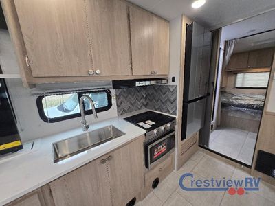 2026 Coachmen RV Leprechaun - Photo 24