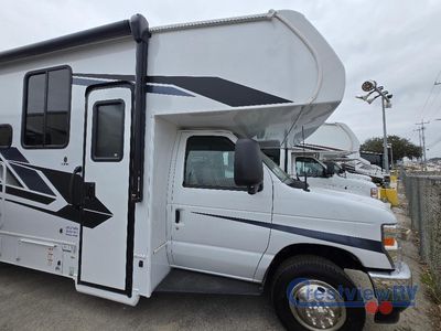2026 Coachmen RV Leprechaun - Photo 3
