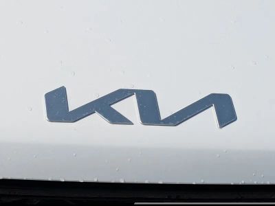 2026 Kia Sorento — photo 13 view