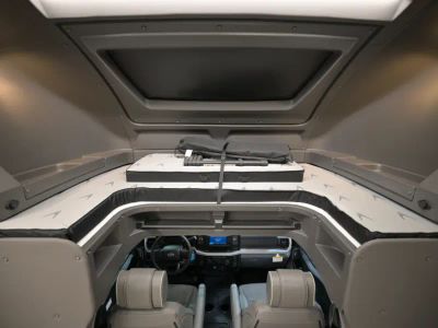 2026 Grand Design LINEAGE SERIES F - Photo 4