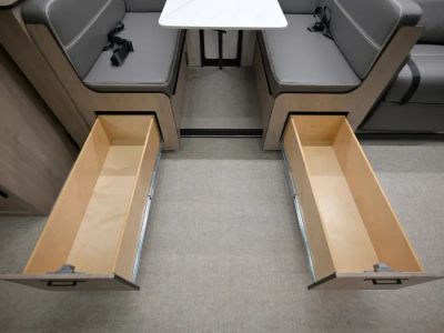2026 Grand Design LINEAGE SERIES F - Photo 20