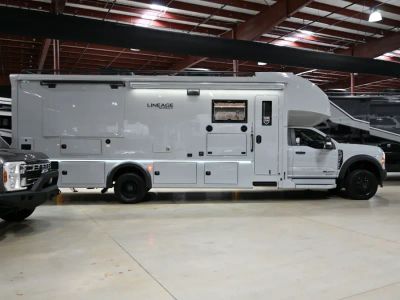2026 Grand Design LINEAGE SERIES F - Photo 49