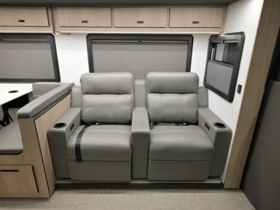 2026 Grand Design LINEAGE SERIES F - Photo 17