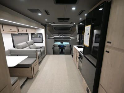 2026 Grand Design LINEAGE SERIES F - Photo 3
