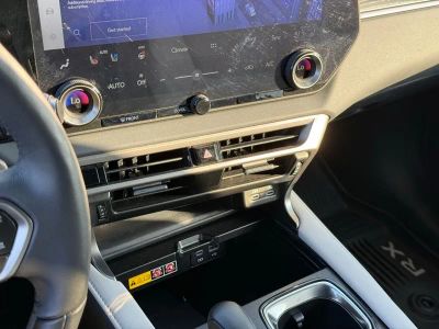 2024 Lexus RX 350 - Photo 34