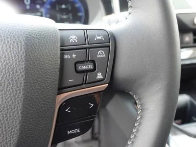 2026 Toyota Crown Signia — photo 18 view