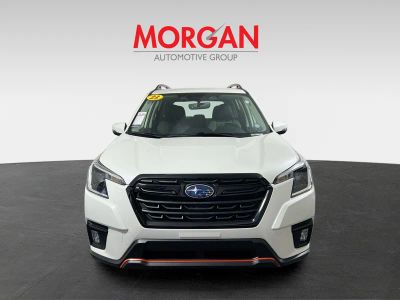 2023 Subaru Forester — photo 8 view