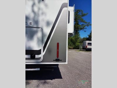 2026 Alliance RV Paradigm — photo 24 view