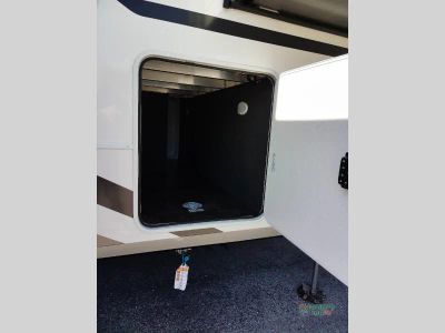 2026 Alliance RV Paradigm — photo 11 view