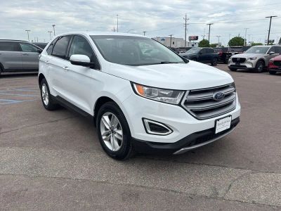 2018 Ford Edge — rear three-quarter view