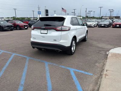 2018 Ford Edge — detail view