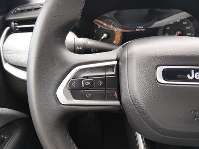 2024 Jeep Compass - Photo 12