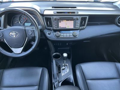 2015 Toyota RAV4 - Photo 14