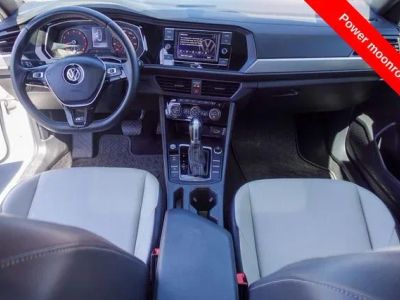2019 Volkswagen Jetta — interior view
