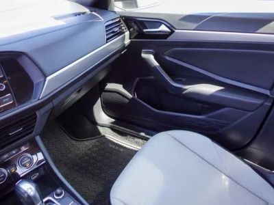 2019 Volkswagen Jetta — photo 19 view