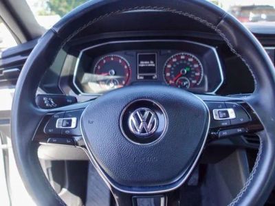 2019 Volkswagen Jetta — photo 12 view