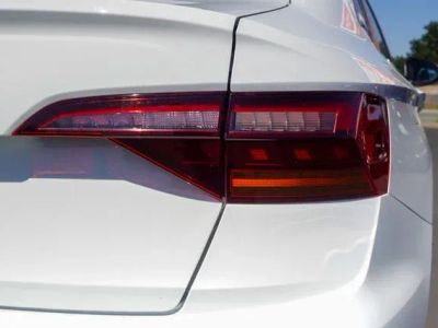 2019 Volkswagen Jetta — photo 7 view