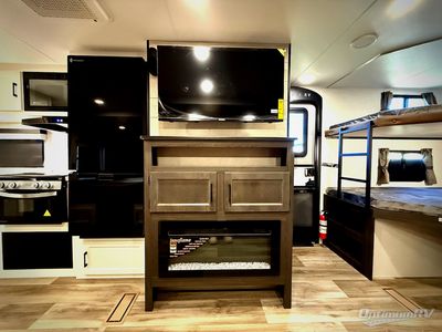 2026 Venture RV Stratus - Photo 8