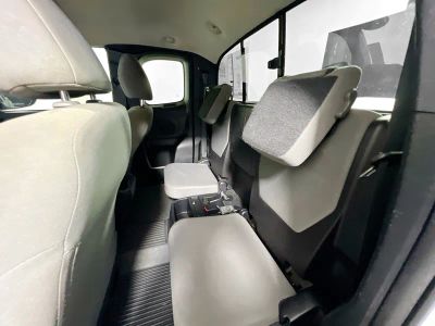2020 Toyota Tacoma — photo 24 view