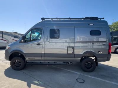 2024 Winnebago REVEL - Photo 18