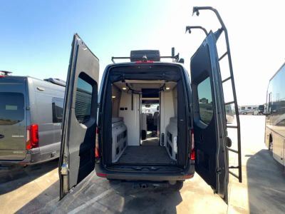 2024 Winnebago REVEL - Photo 2