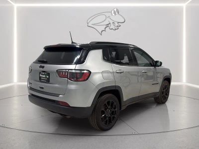 2022 Jeep Compass — detail view