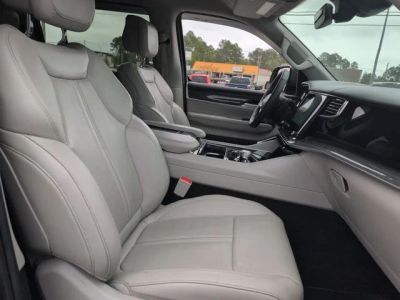 2022 Jeep Wagoneer - Photo 21