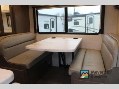 2025 Thor Motor Coach FREEDOM ELITE — photo 19 view