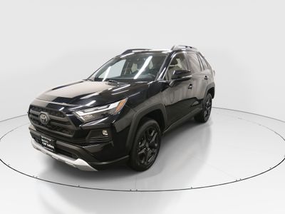 2024 Toyota RAV4 - Photo 3
