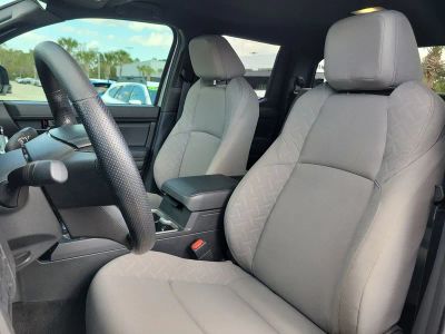 2024 Toyota Tacoma — photo 17 view