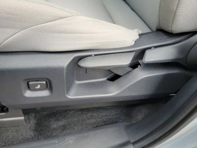 2024 Toyota Tacoma — photo 18 view